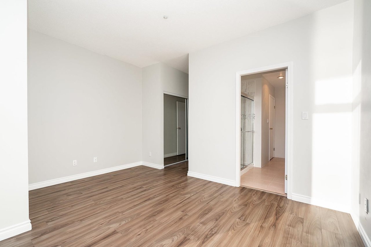 206-8 Laguna Ct