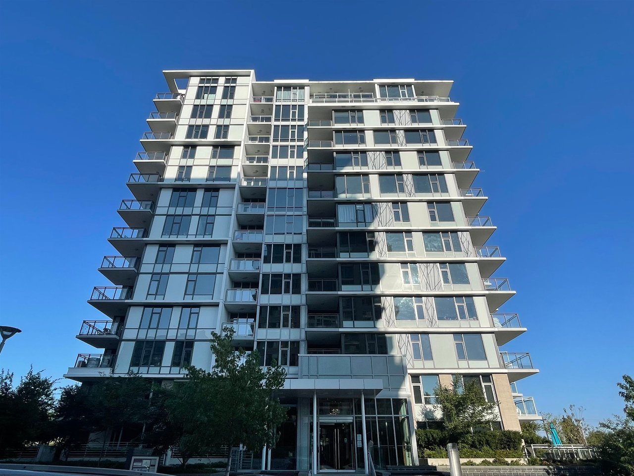 1102-3300 Ketcheson Rd