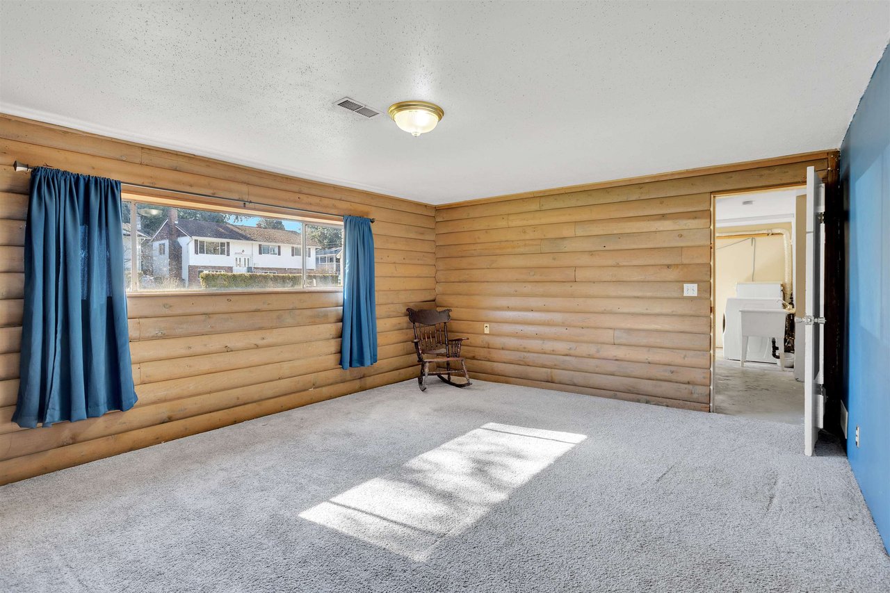 14663 109 Ave
