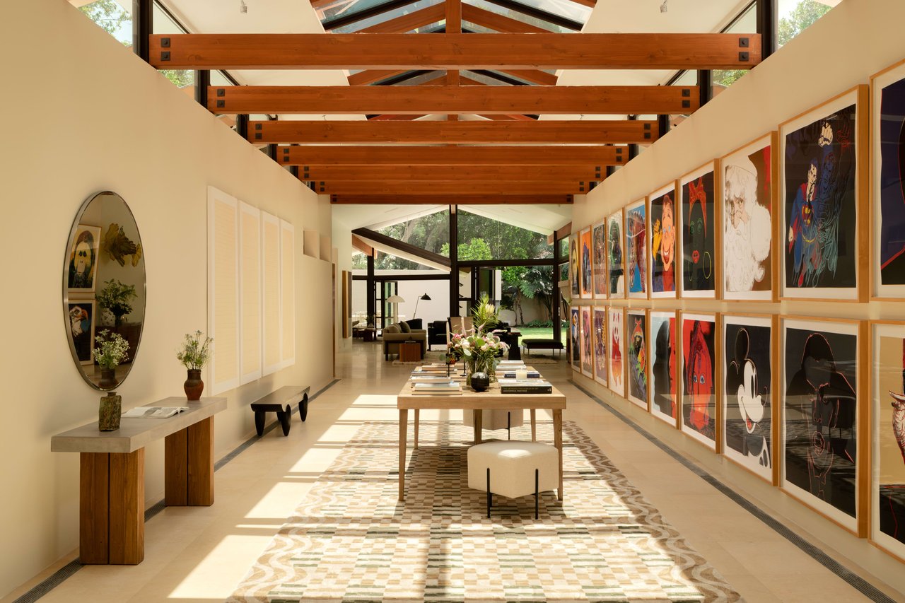 1025 Della Dr, Beverly Hills