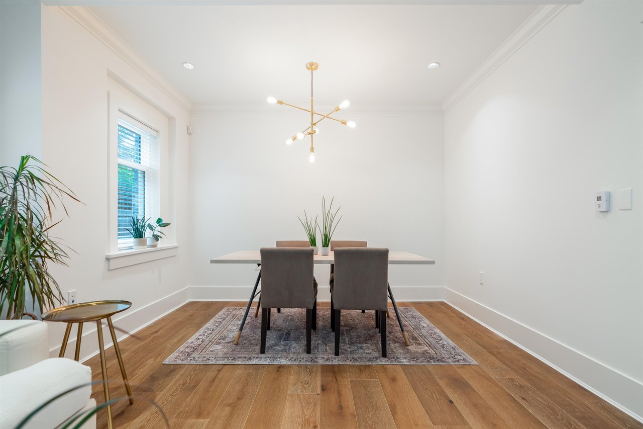 3176 Burrard St