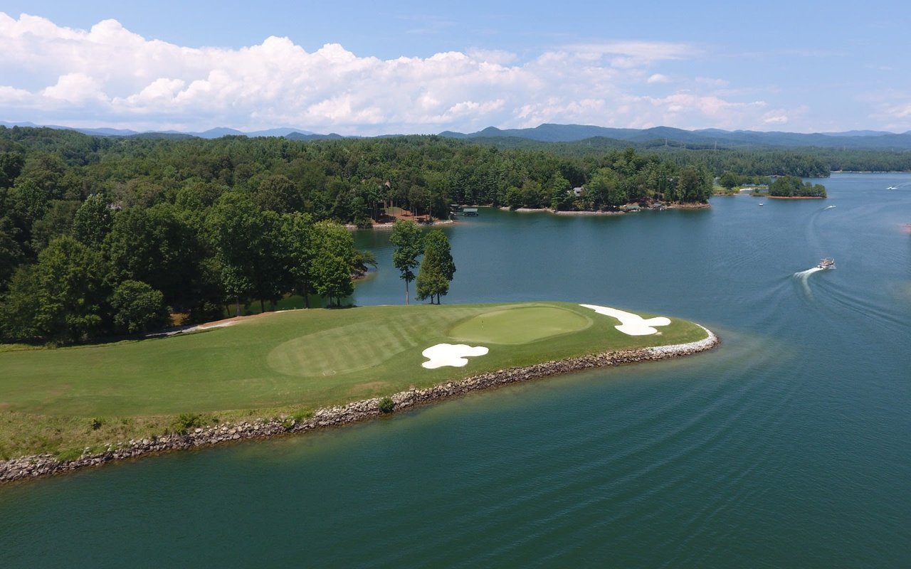 Lake Keowee