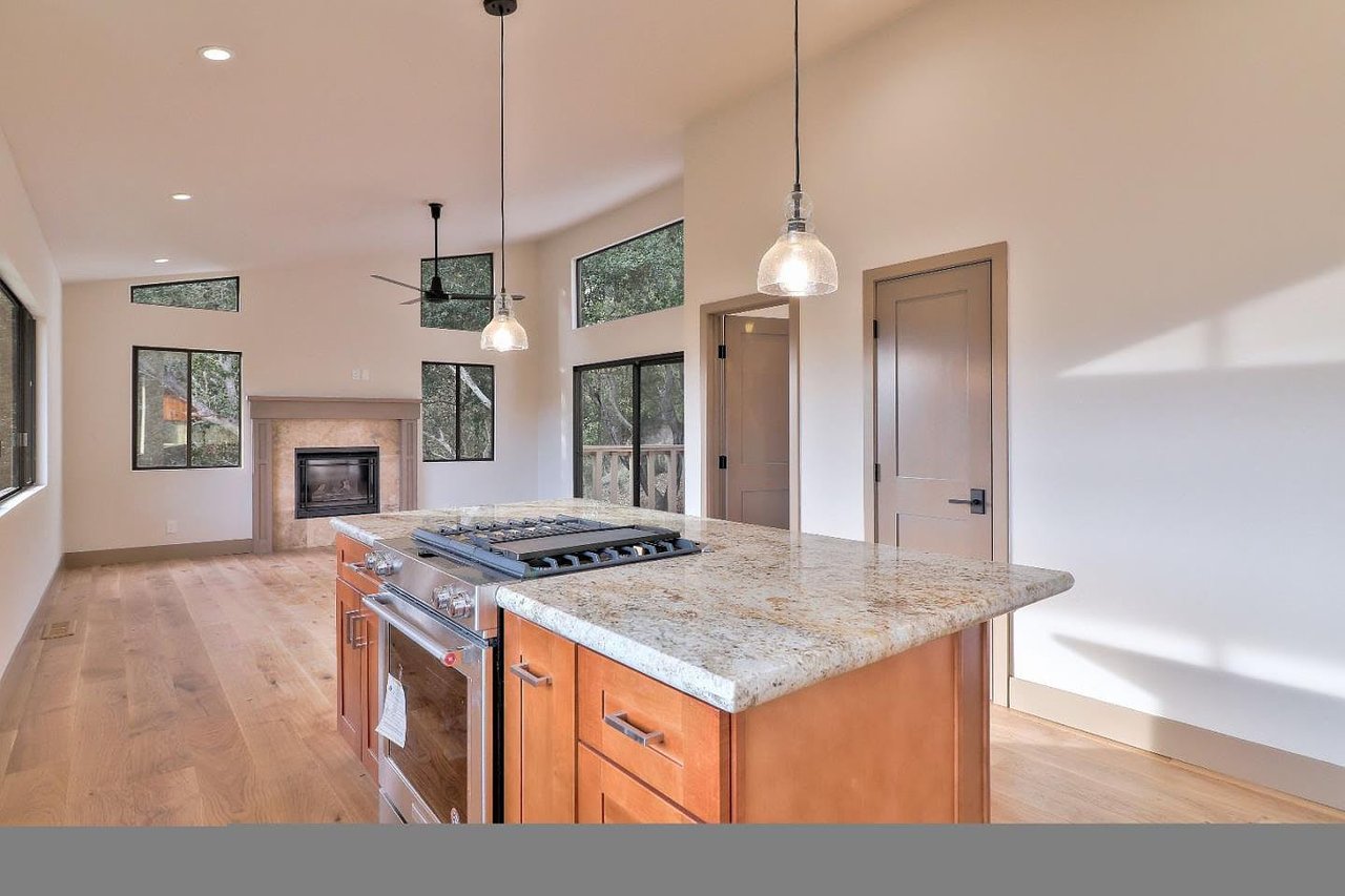 11551 Hidden Valley Rd