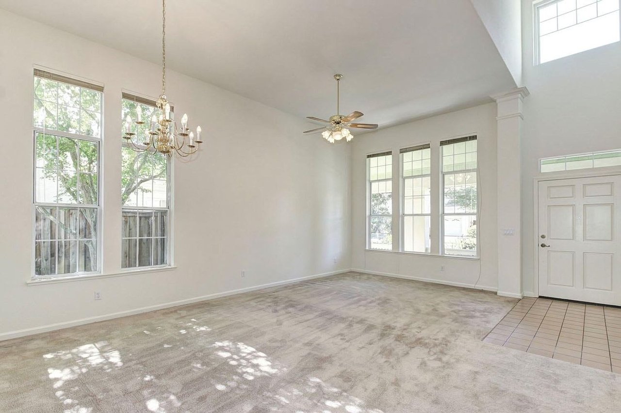 3023 Donato Lane