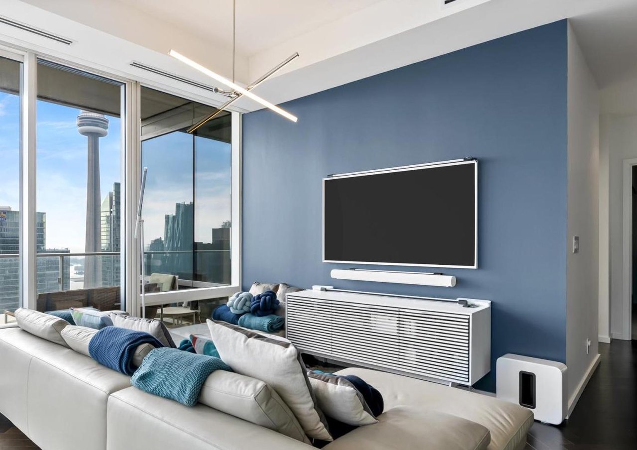 Suite 5108 -180 University Avenue