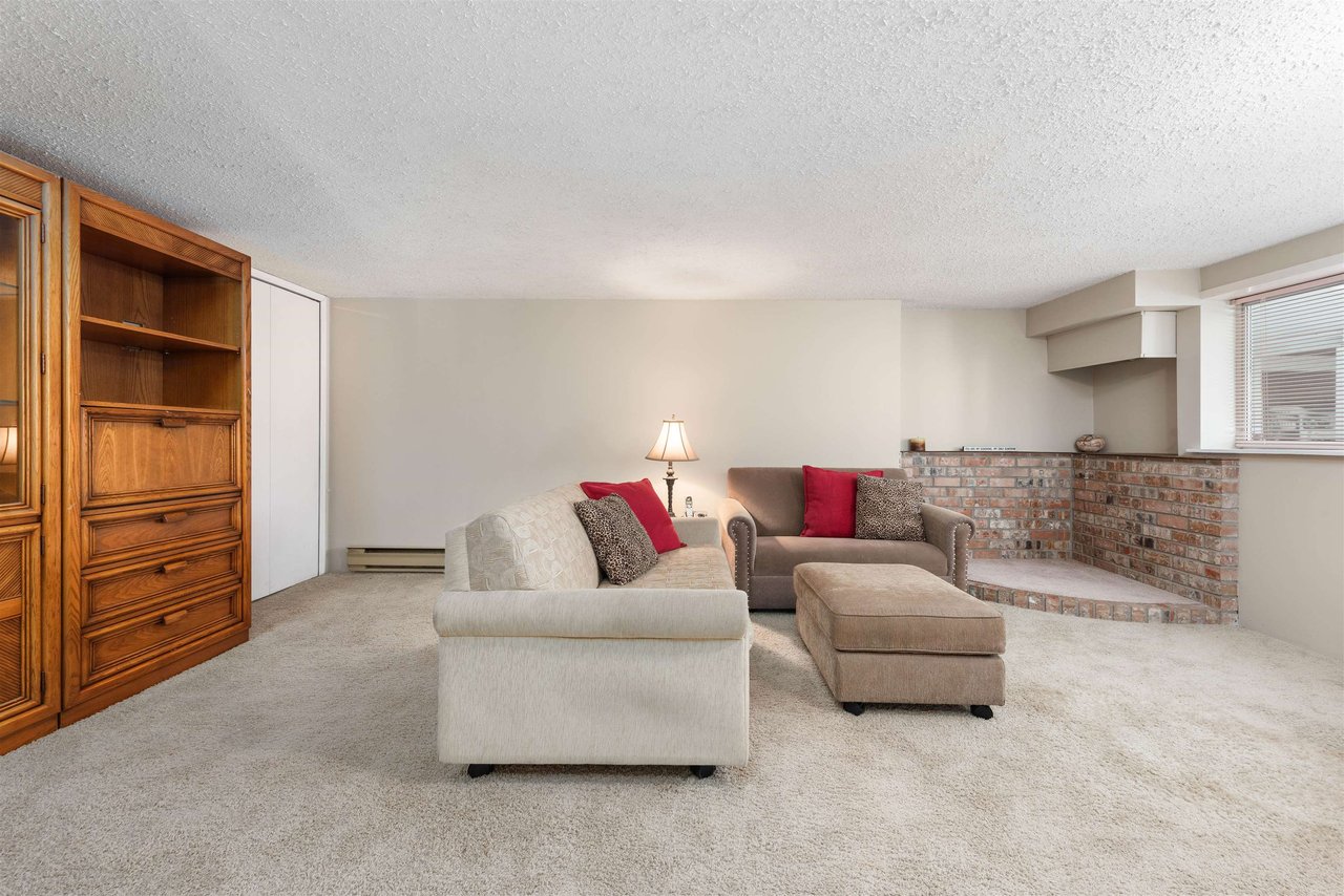 3173 Leeward Ct