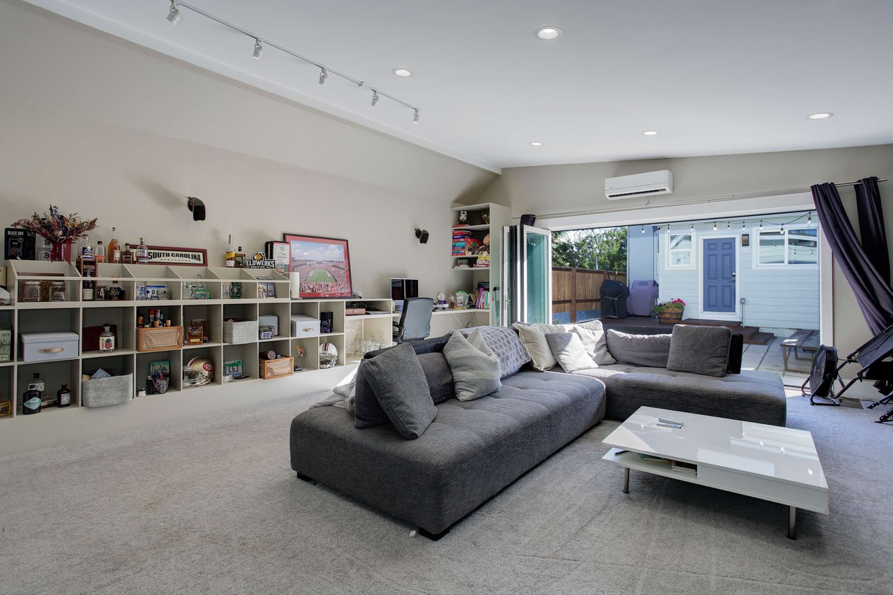 Modern Classic Cottage