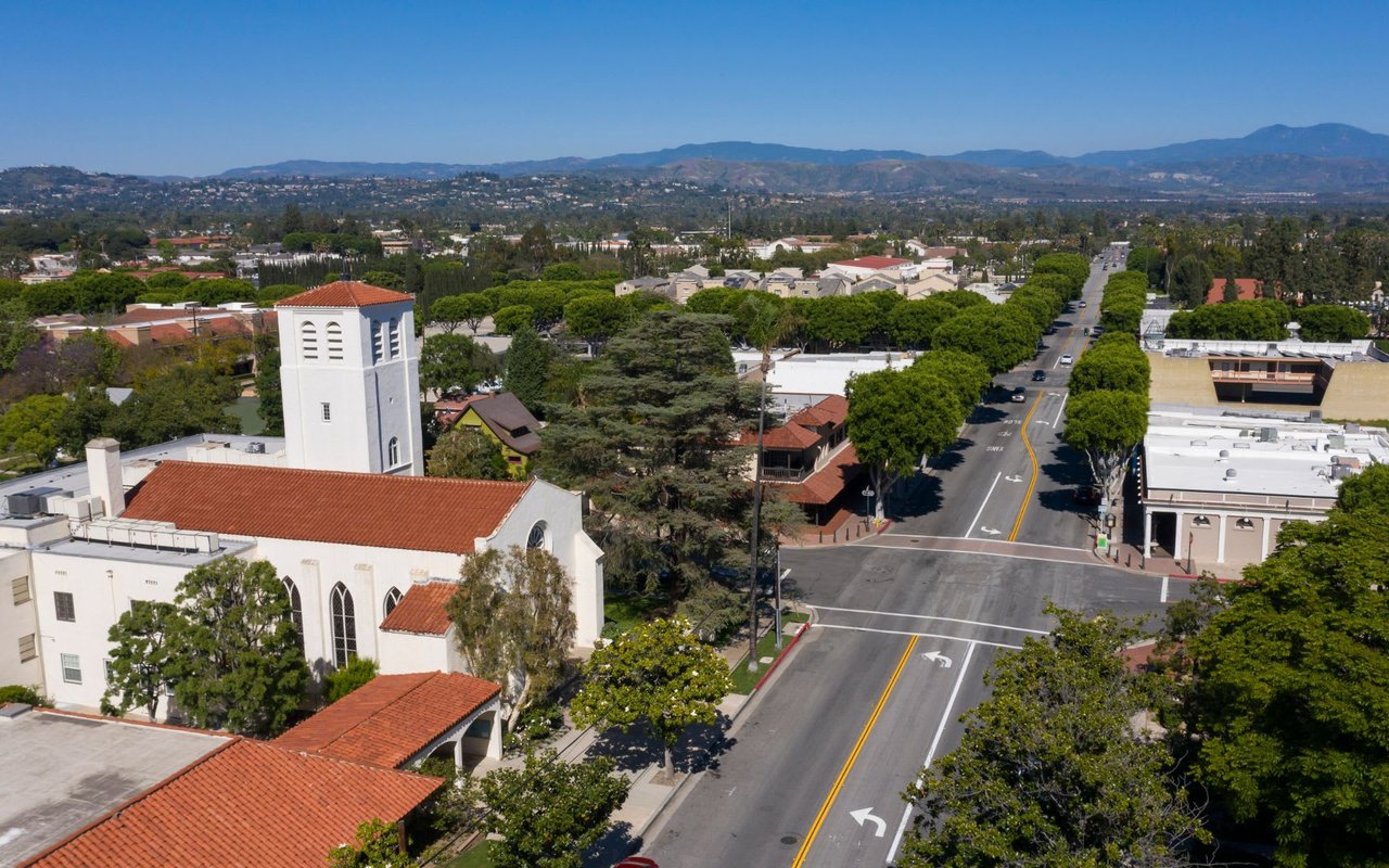 North Tustin