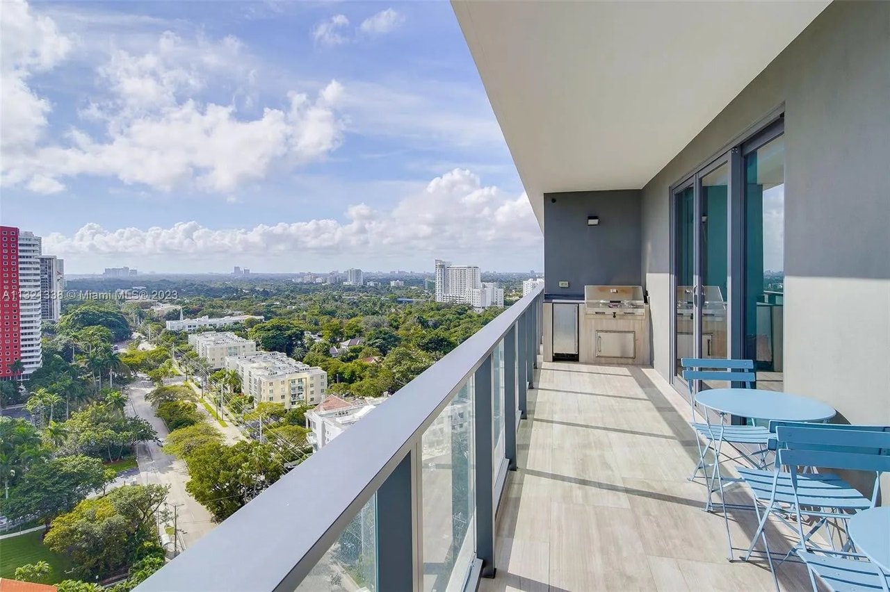 1451 Brickell Ave # 1803