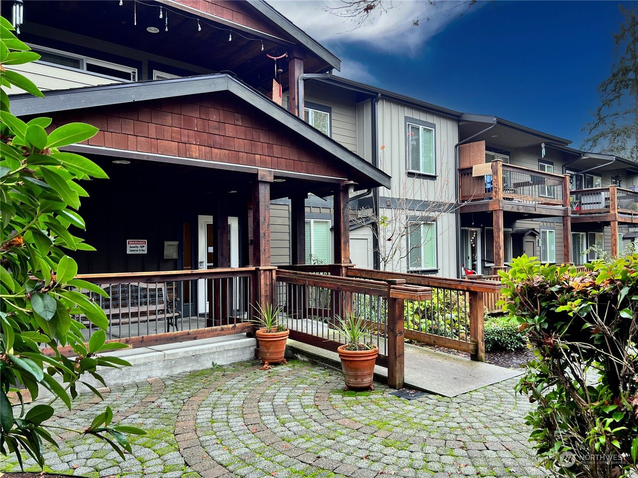 C110-21307 48th Ave