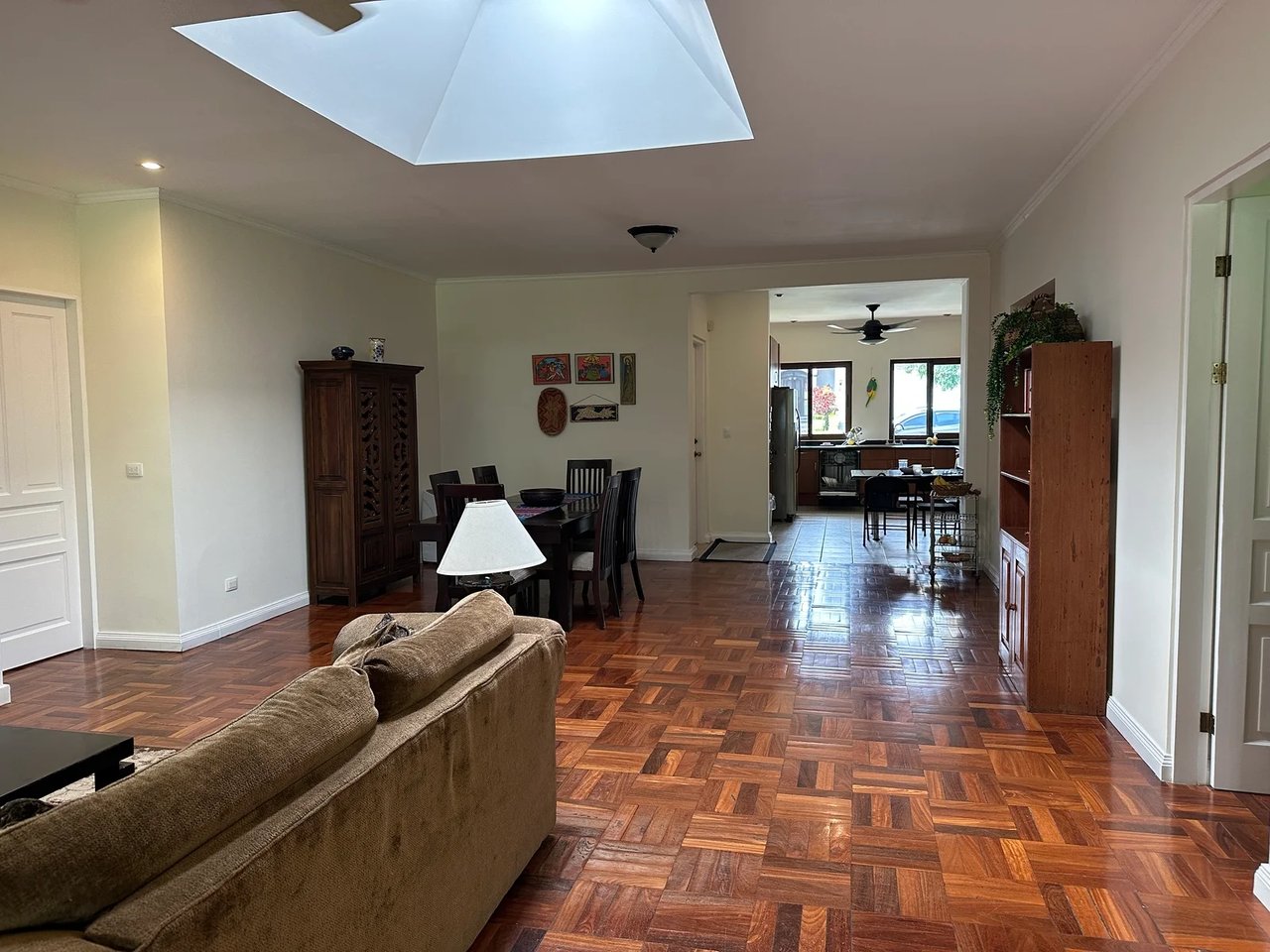 Single Level Golf Residence, Santa Ana, San Jose