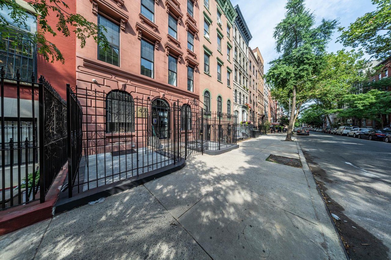 47 Saint Marks Place, Apt 5-W