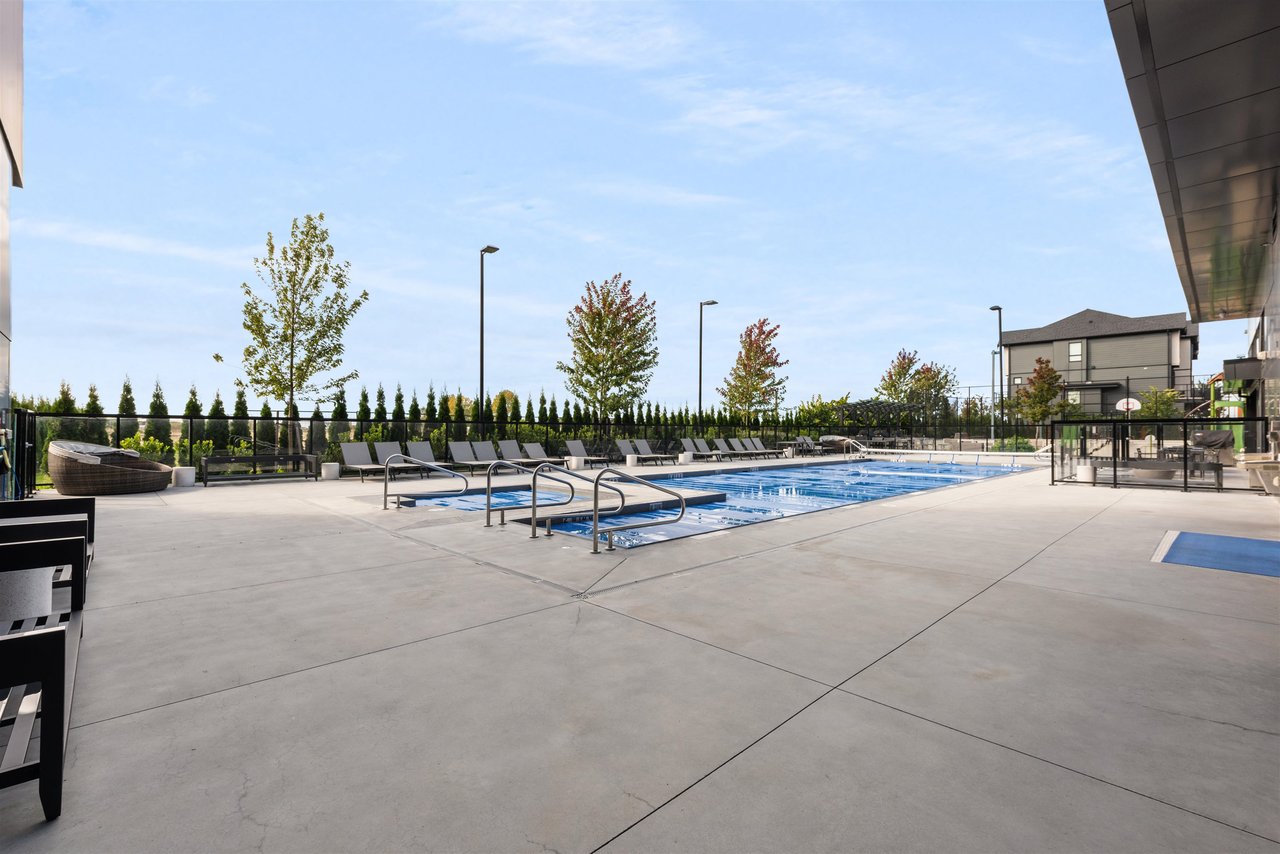 177-4738 Hemlock Wy