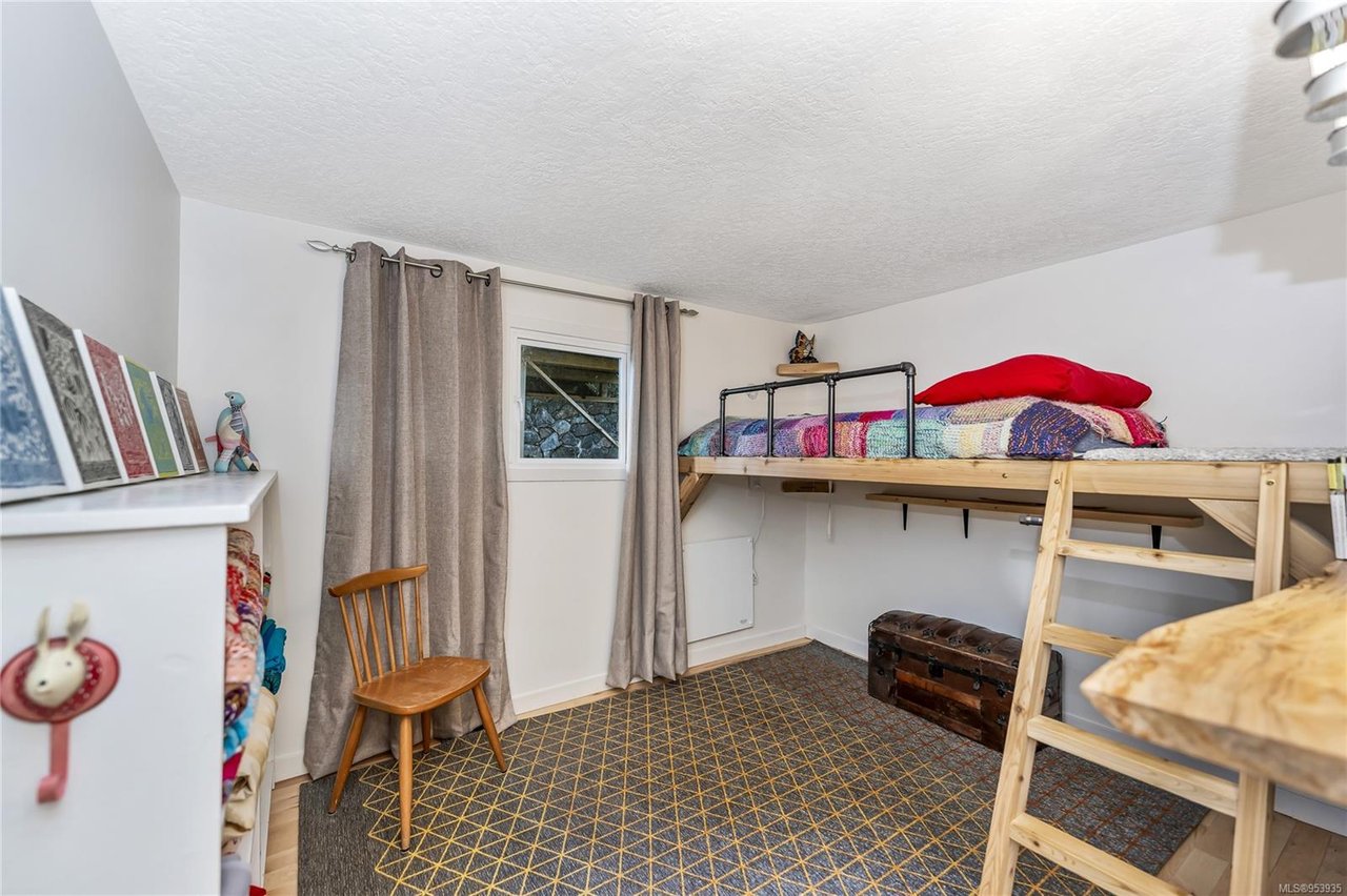 22-2807 Sooke Lake Rd