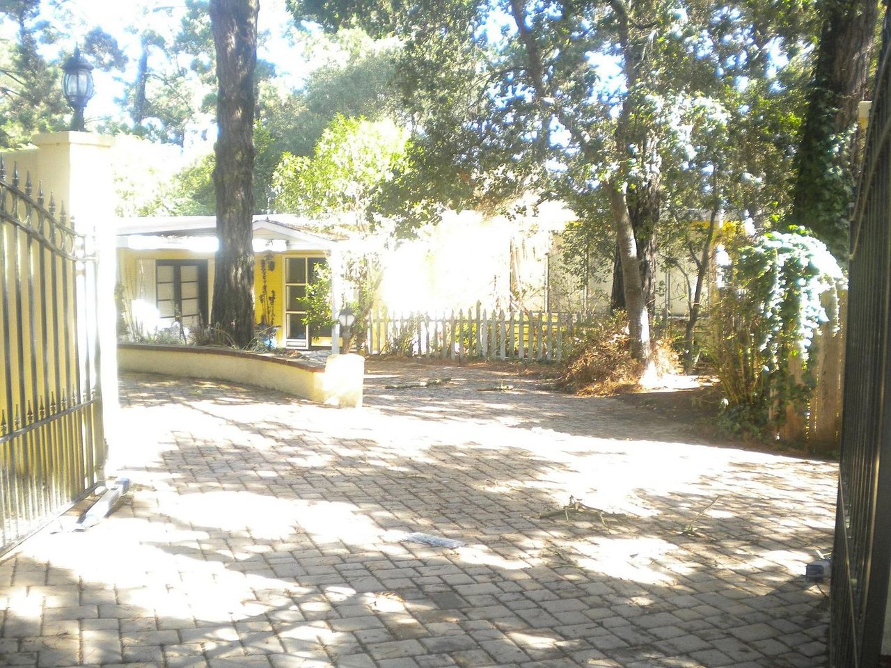 4187 Crest Rd