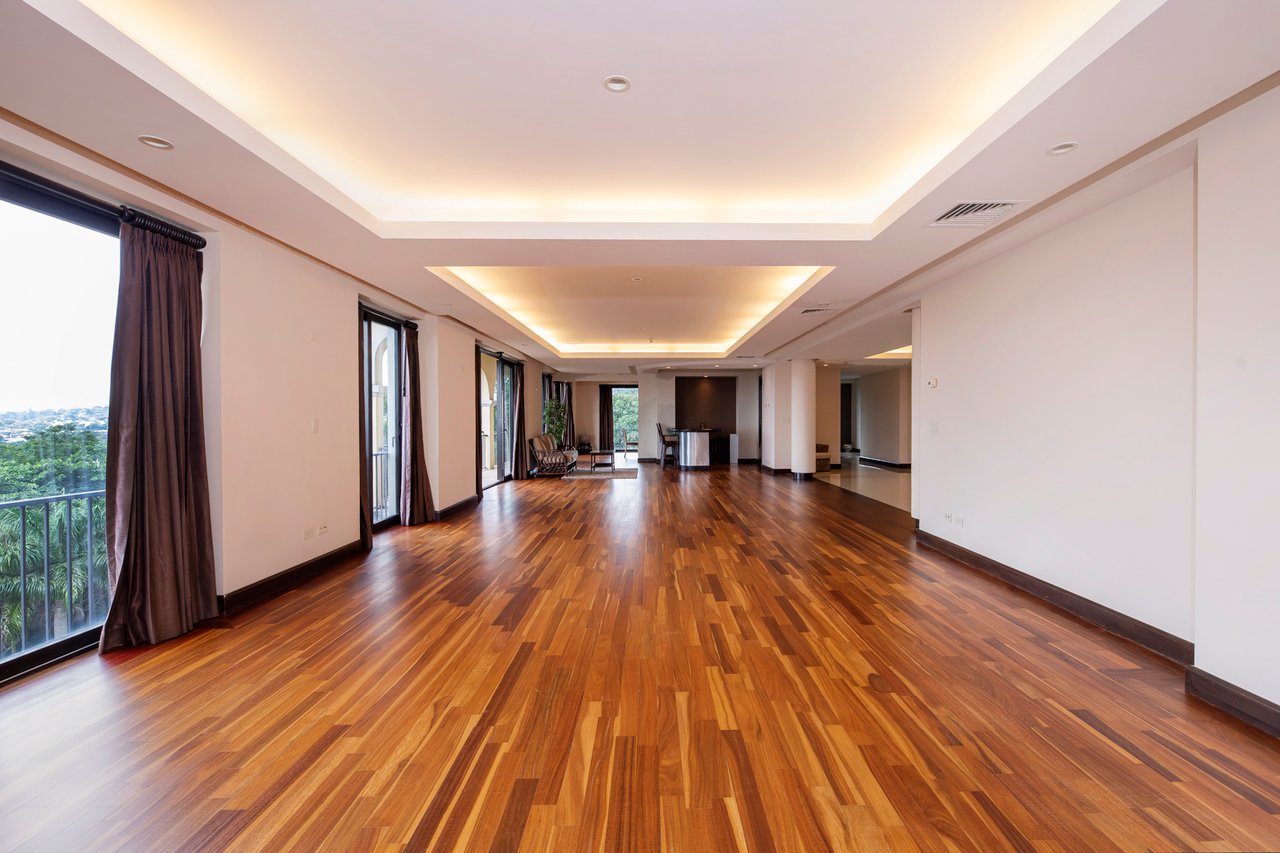 Premier Panoramic City View Penthouse, Escazu, San Jose