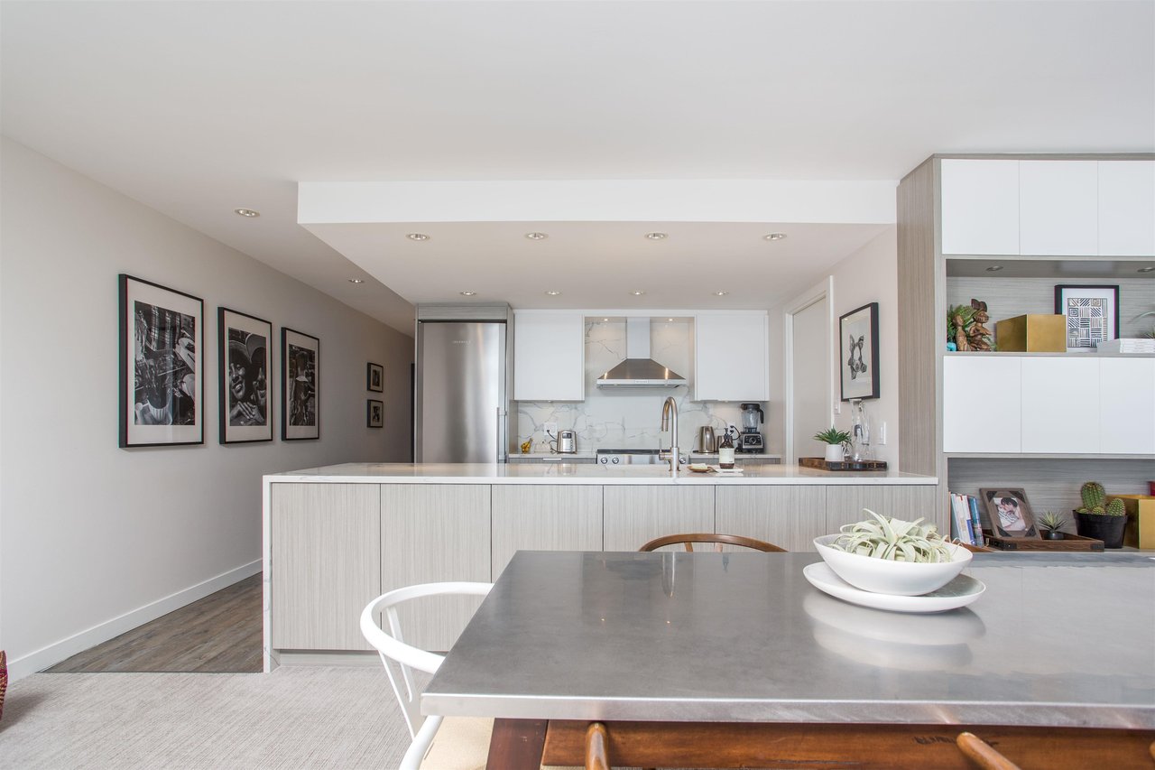 34-2242 Folkestone Wy
