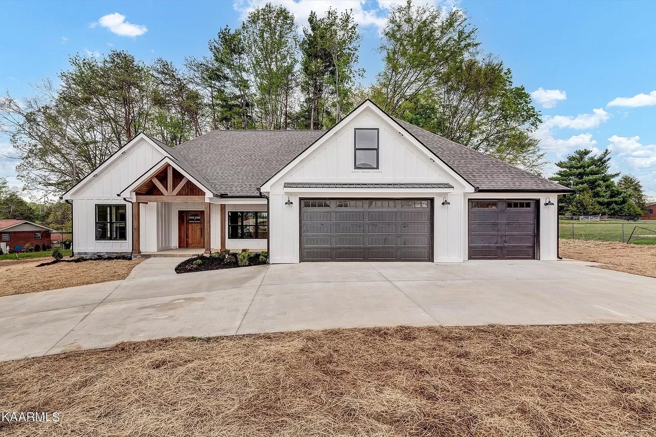 2331 Tuckaleechee Pike