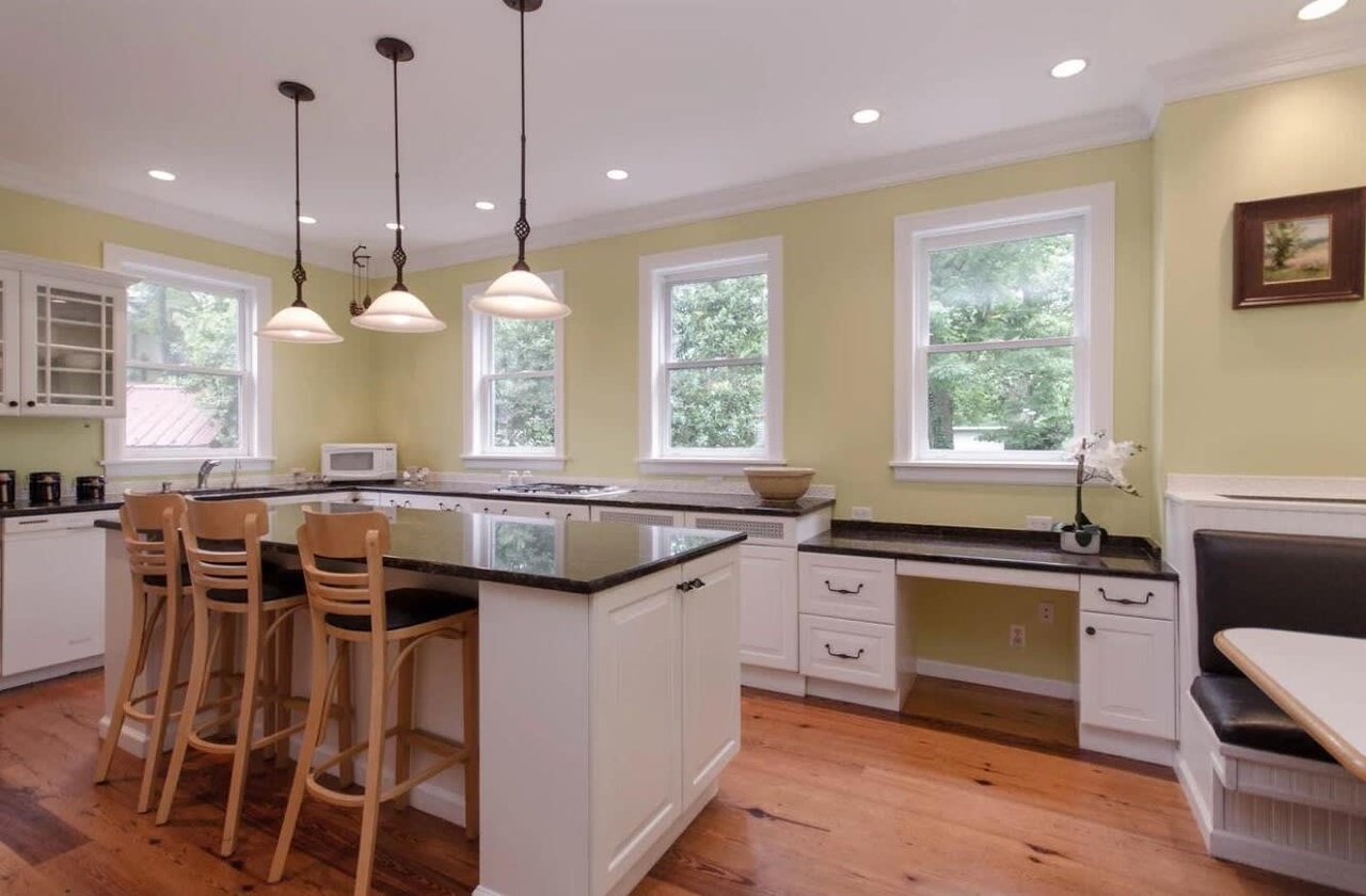 121 Pennswood Rd