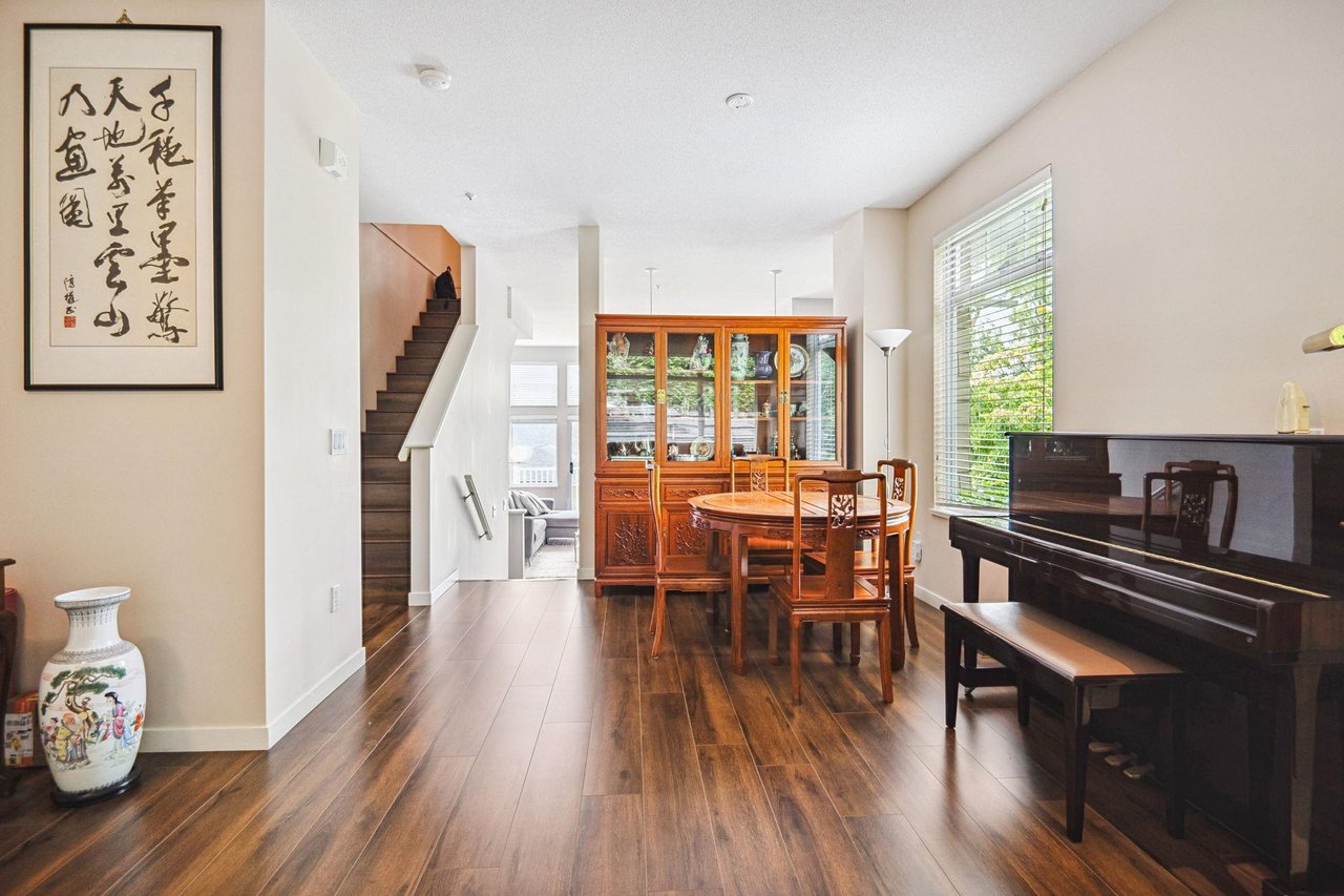 1-3578 Whitney Pl