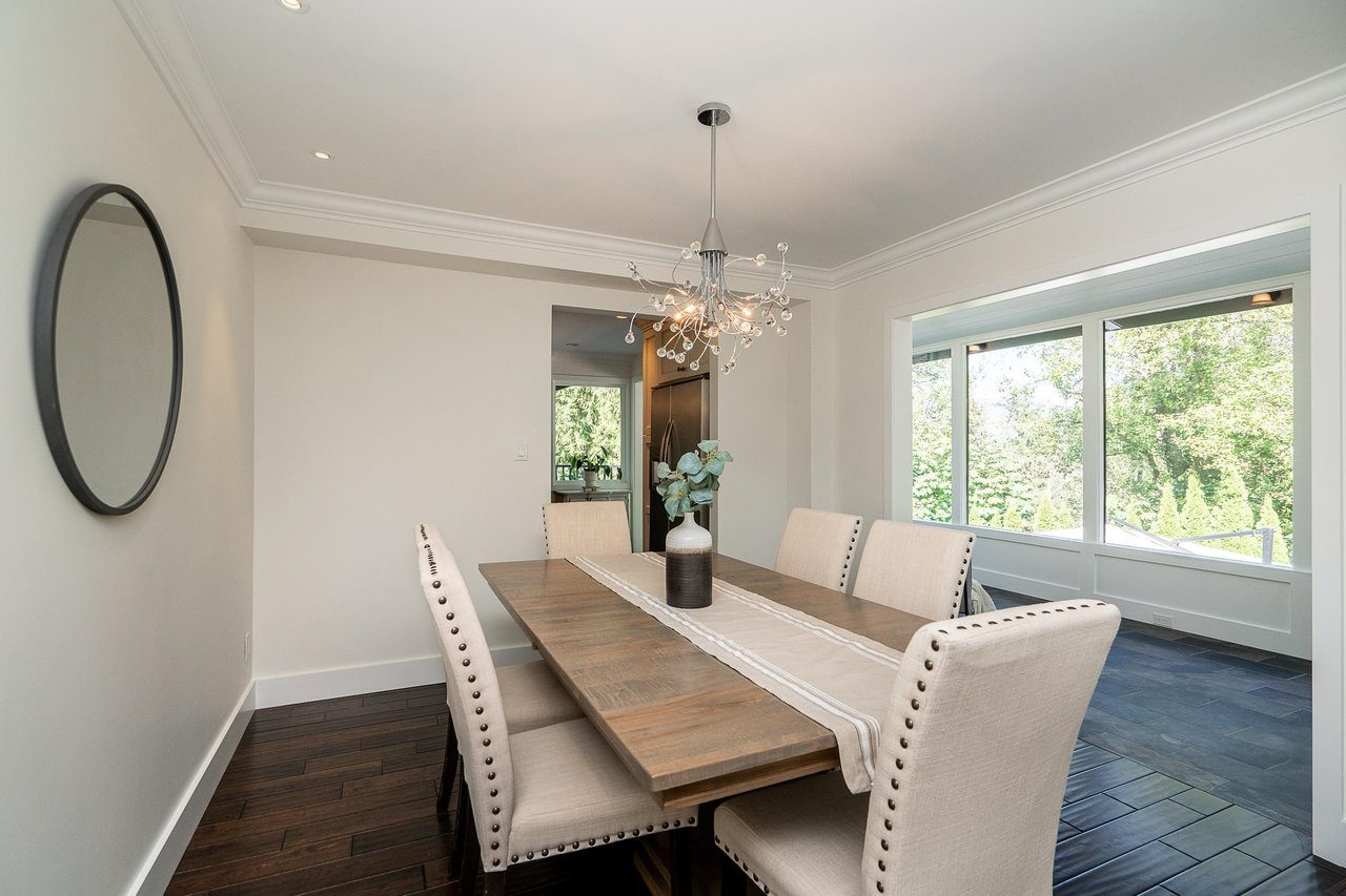 949 Fresno Pl