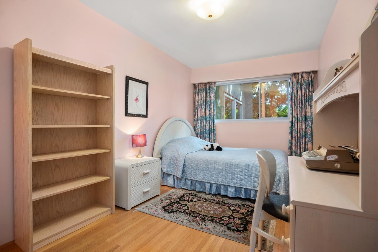 791 Southborough Drive, West Vancouver