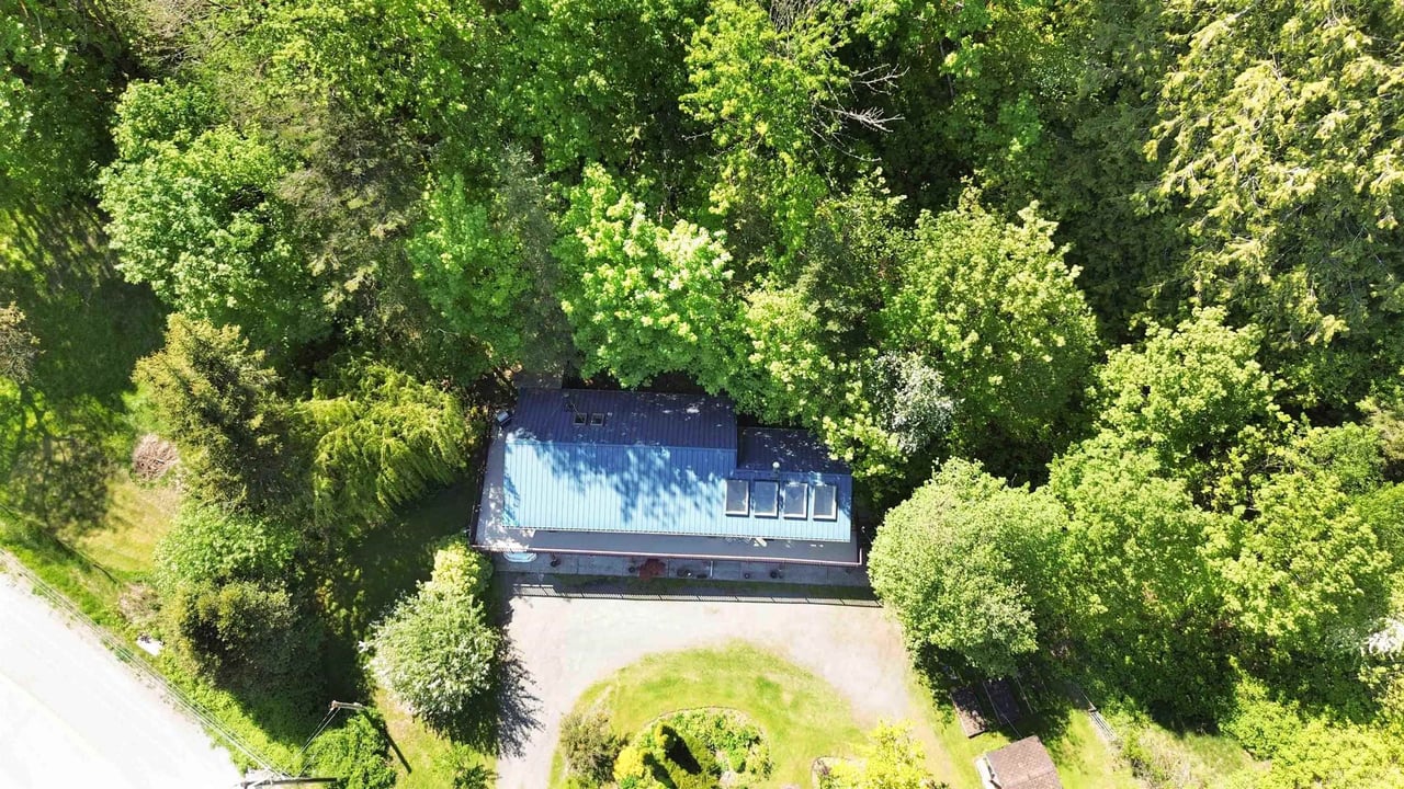 1621 Columbia Valley Rd