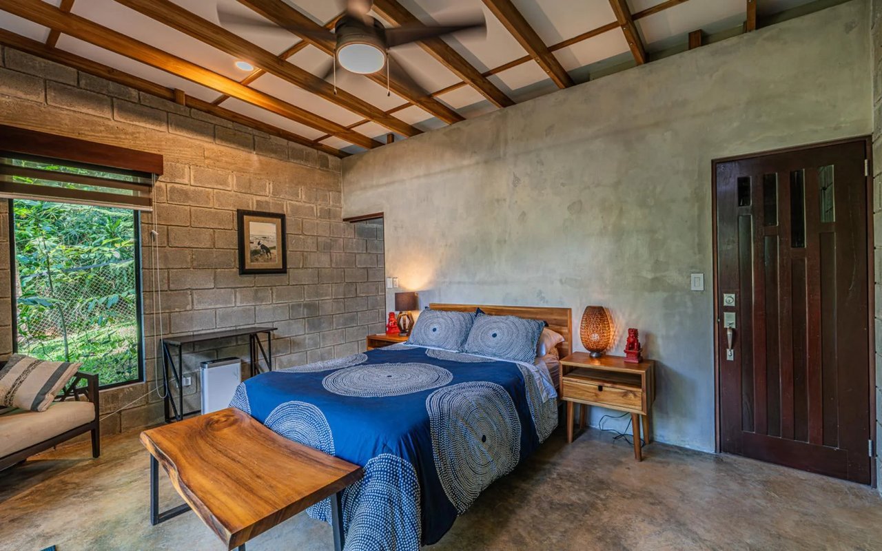 Off-Grid Regenerative Homestead, Perez Zeledon, San Jose