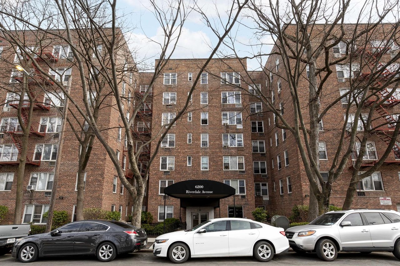 6200 Riverdale Avenue, Apt 6C