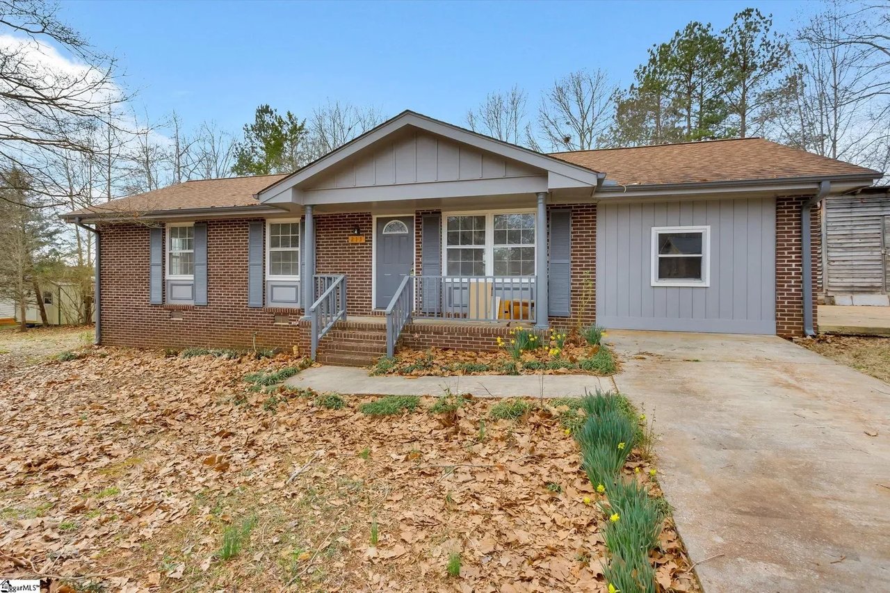 213 Walnut Drive