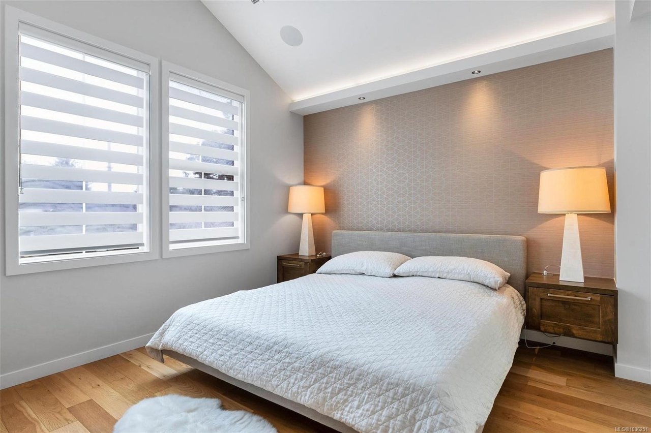 1034 Pentrelew Pl