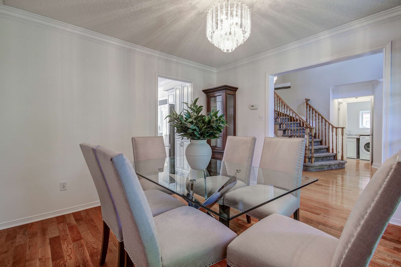 8 Levine Court