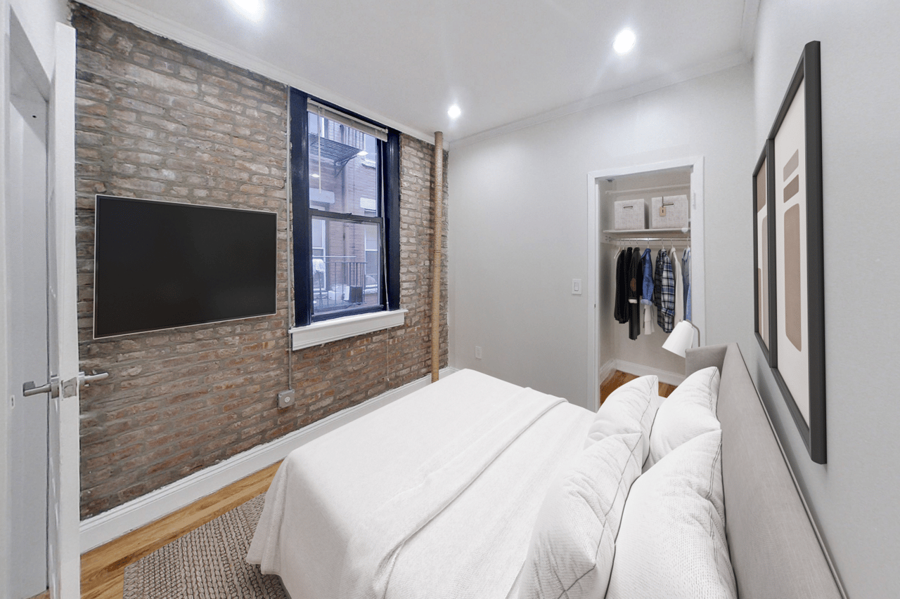 117 Elizabeth Street, Apt 3A
