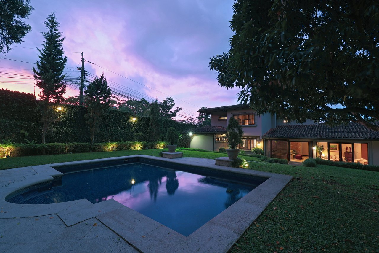 European Estate Pool Villa, Escazu, San Jose