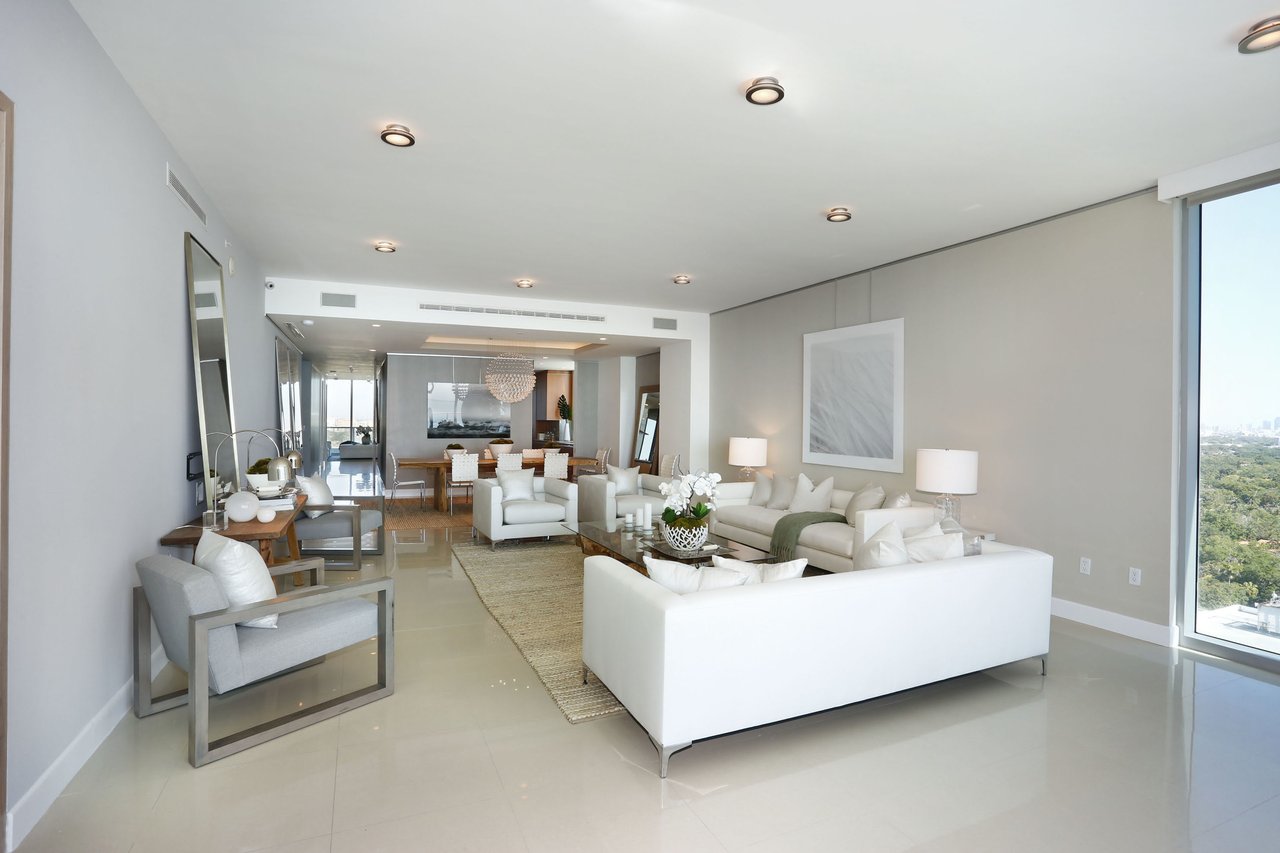 2627 S Bayshore Drive, #2301