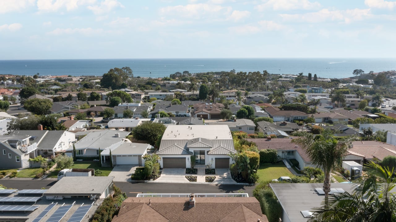 448 Serra Drive
