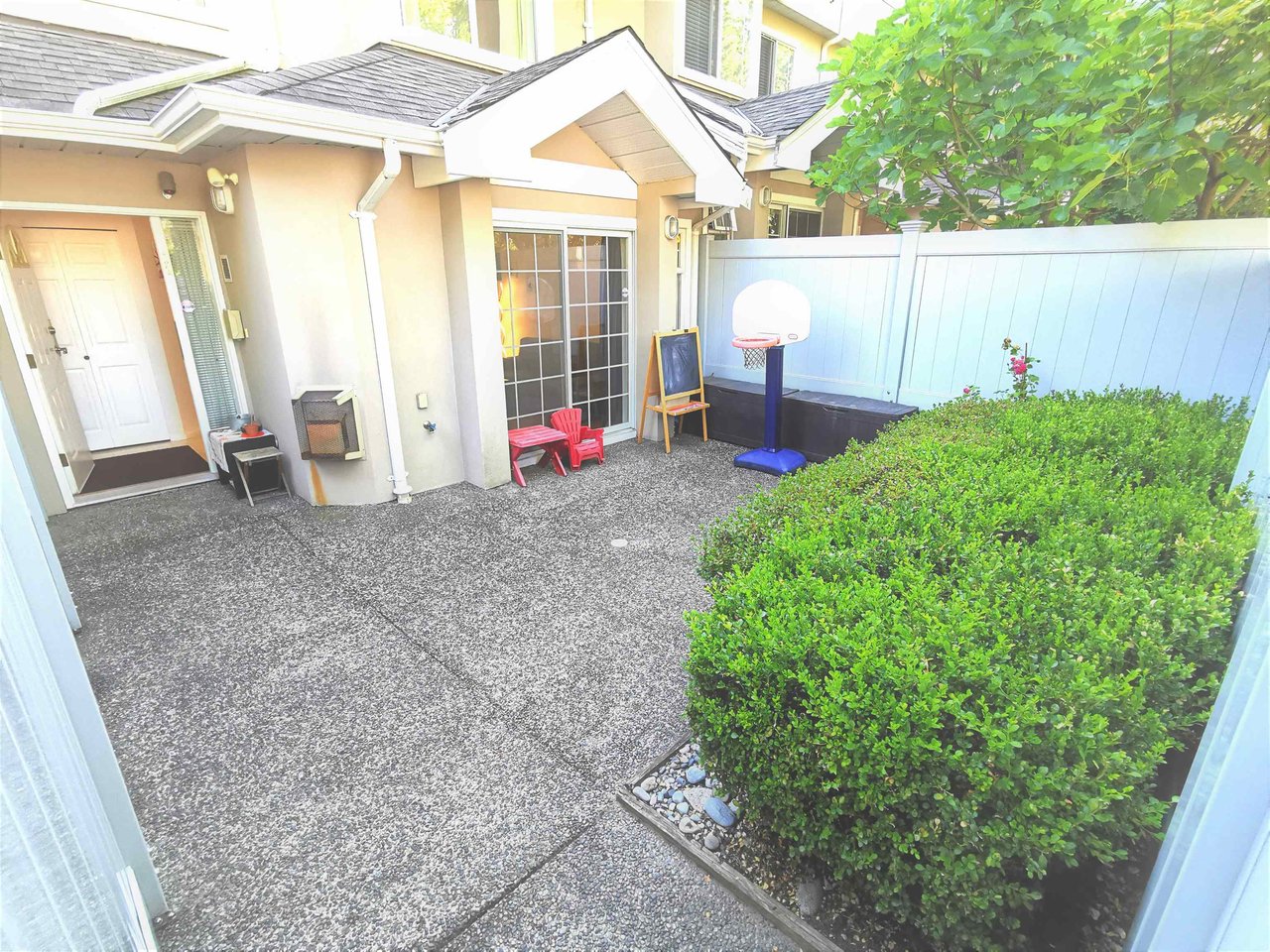 12-7128 18th Ave