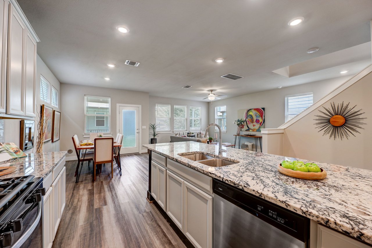 Stunning 2021 Meritage Home in Easton Park with FREE Solar Panels! Better Priced Than New Builds and Move-In Ready!