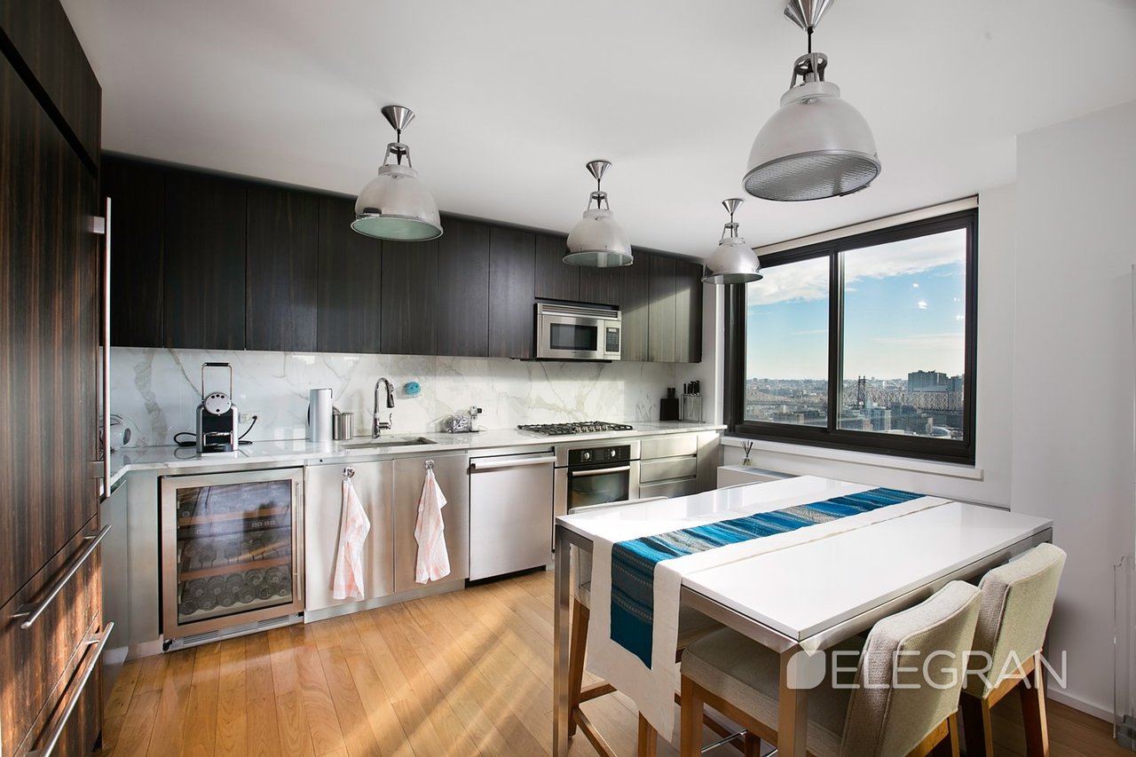 515 East 72nd Street