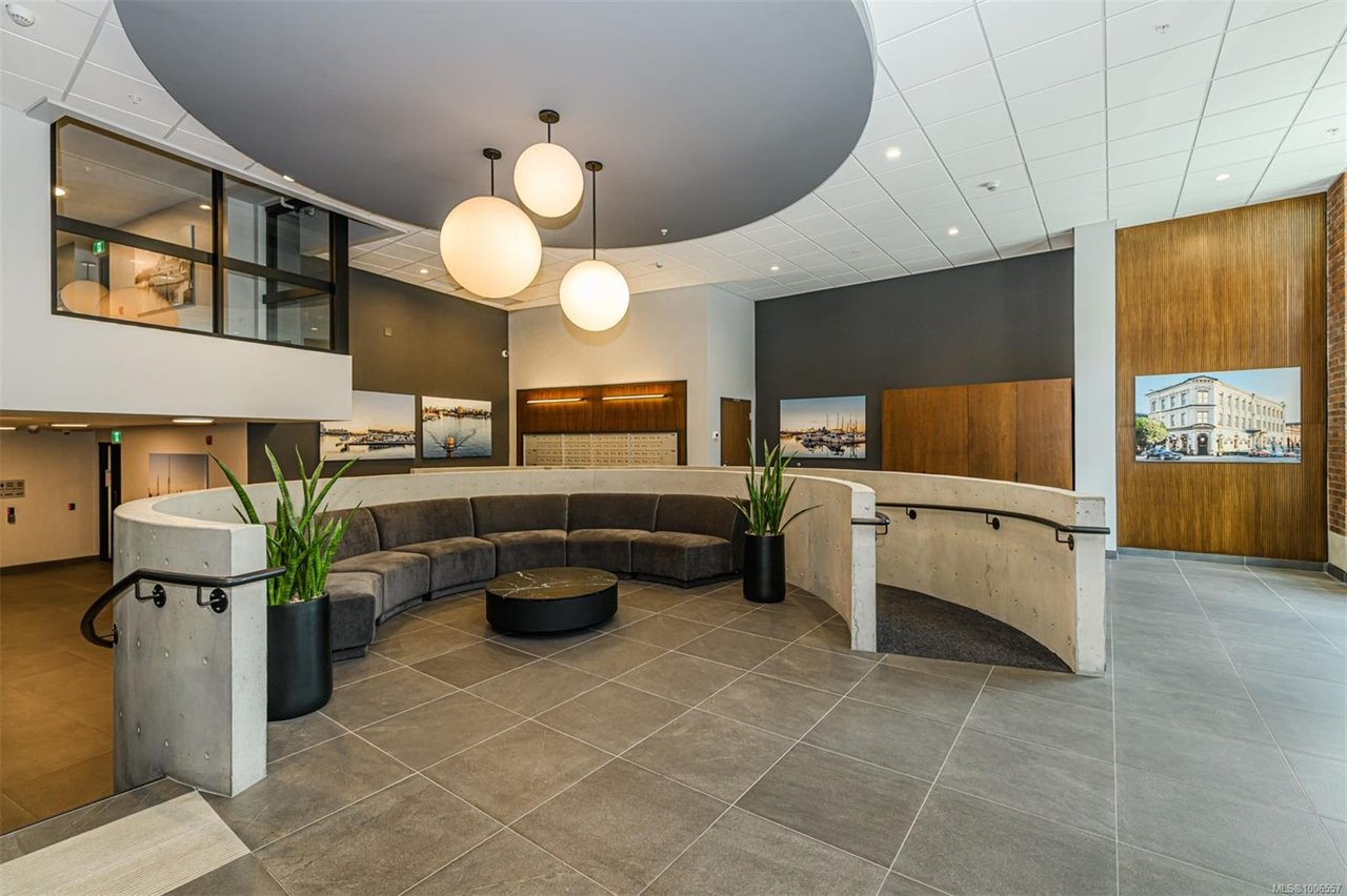 903-1628 Store St, Victoria