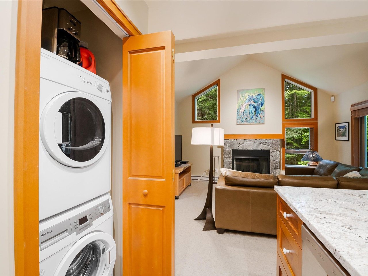 21-4661 Blackcomb Wy