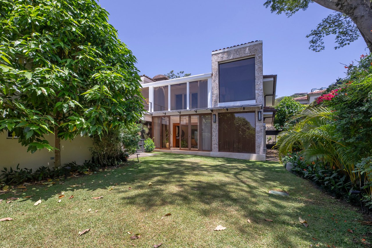 Panoramic Mediterranean Villa, Escazu, San Jose
