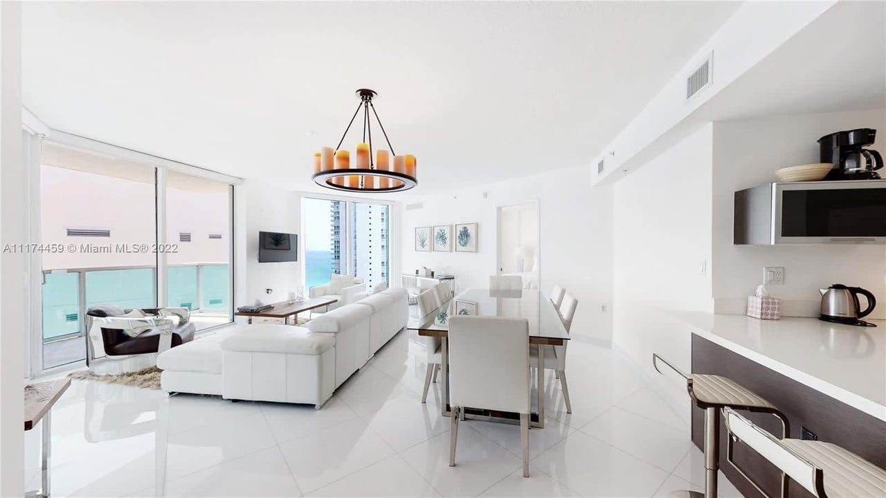 150 Sunny Isles Blvd, #11606