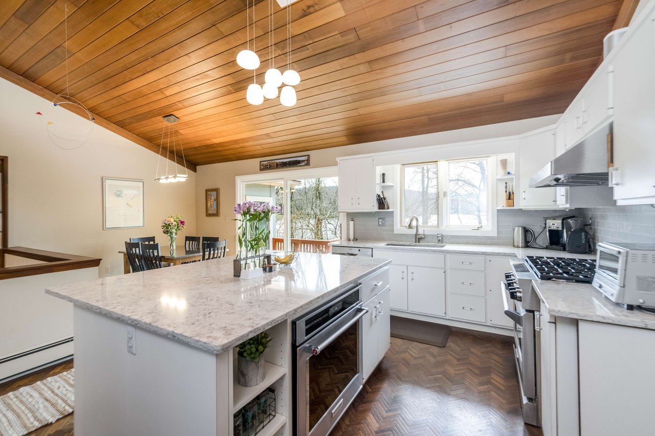 20 Radtke Road, Randolph, NJ 07869