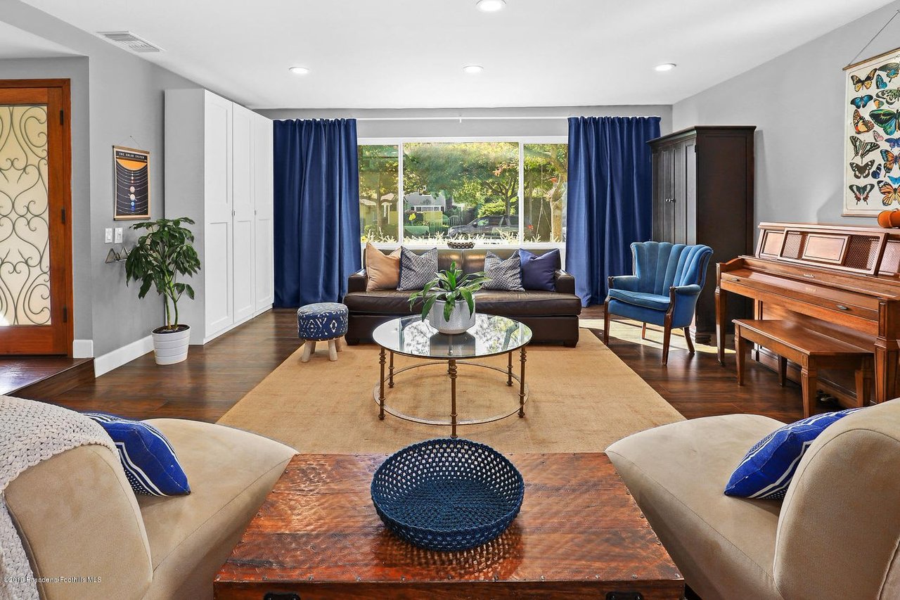 2412 San Fernando Ct