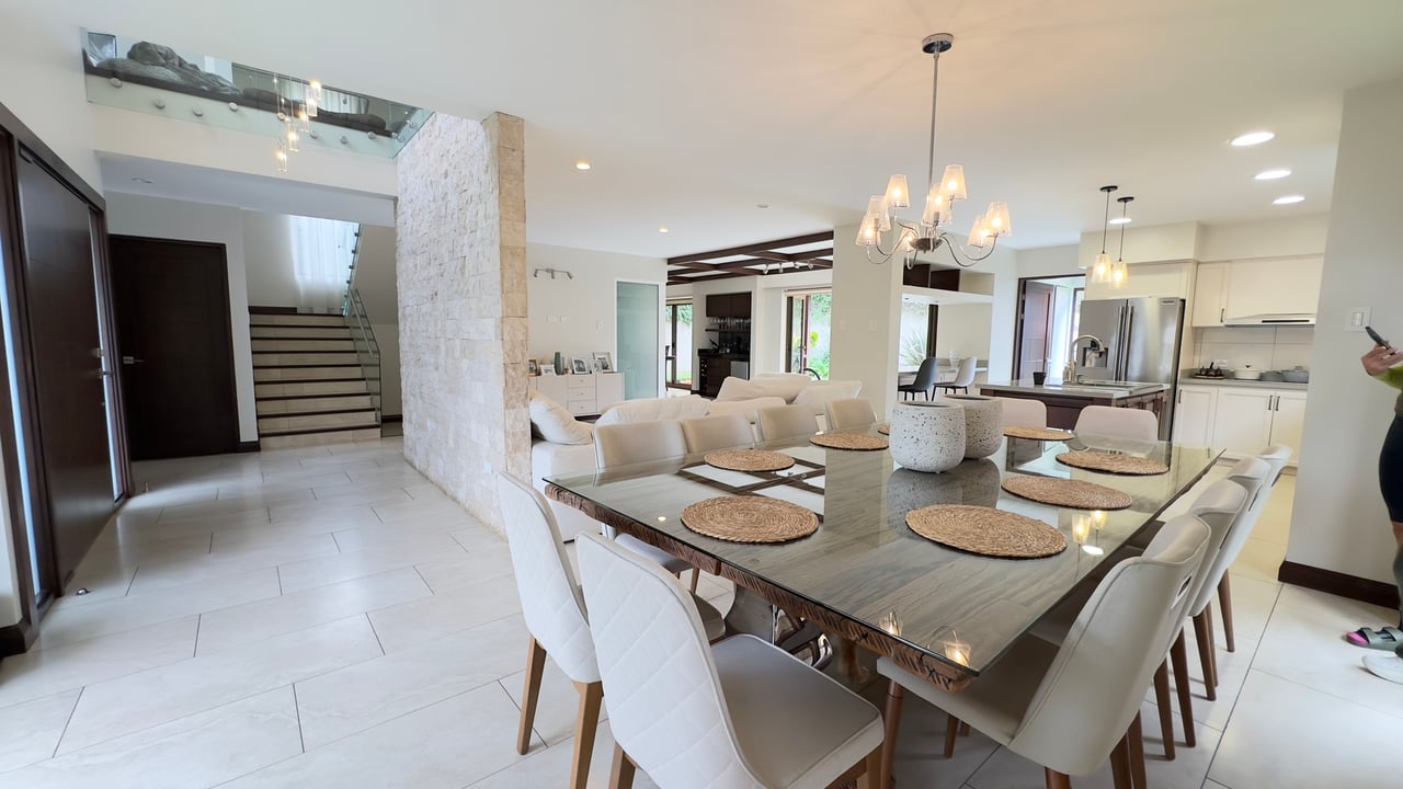 Modern Garden Condo, Curridabat, San Jose