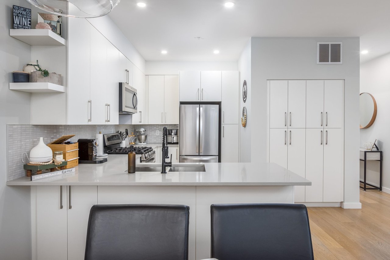 4-41333 Skyridge Pl