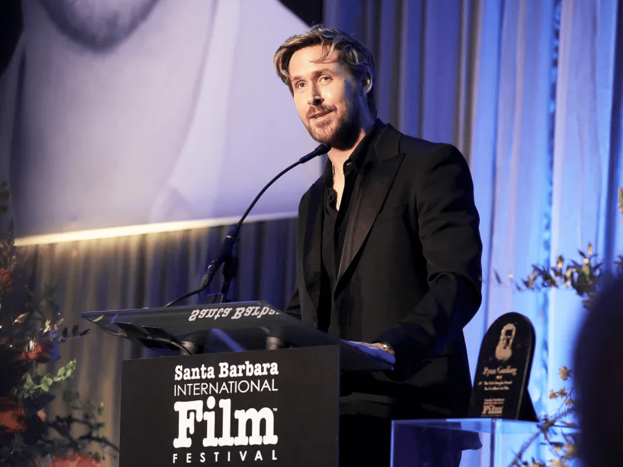 Ryan Gosling Receives Kirk Douglas Award from SBIFF