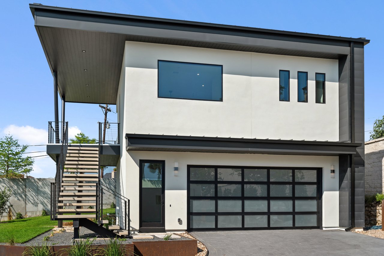 6809 Oasis Pass