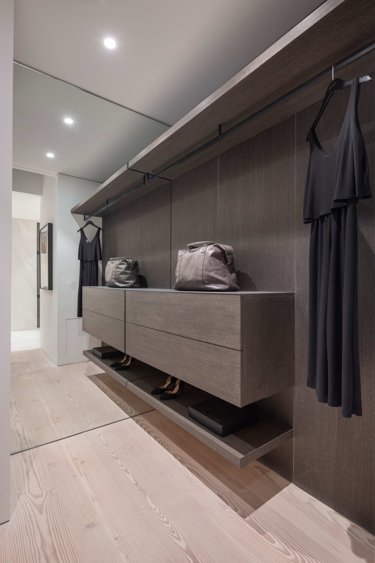 Warm Minimalism Meets Timeless Modern Design